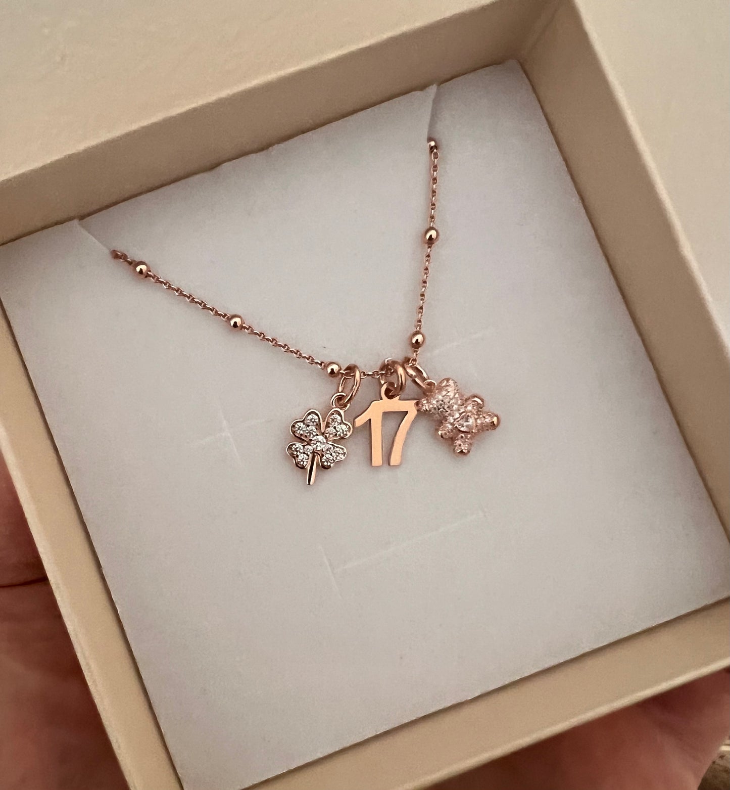 Collanina con tre ciondoli personalizzata - Filigrane & co