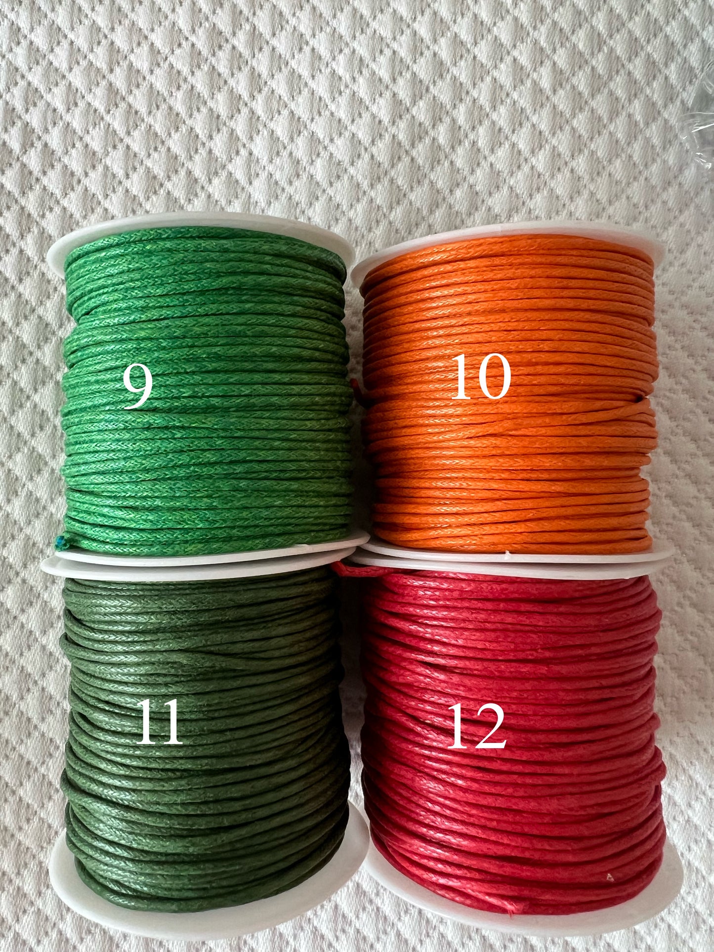 Bracciale cordino con cuore centrale