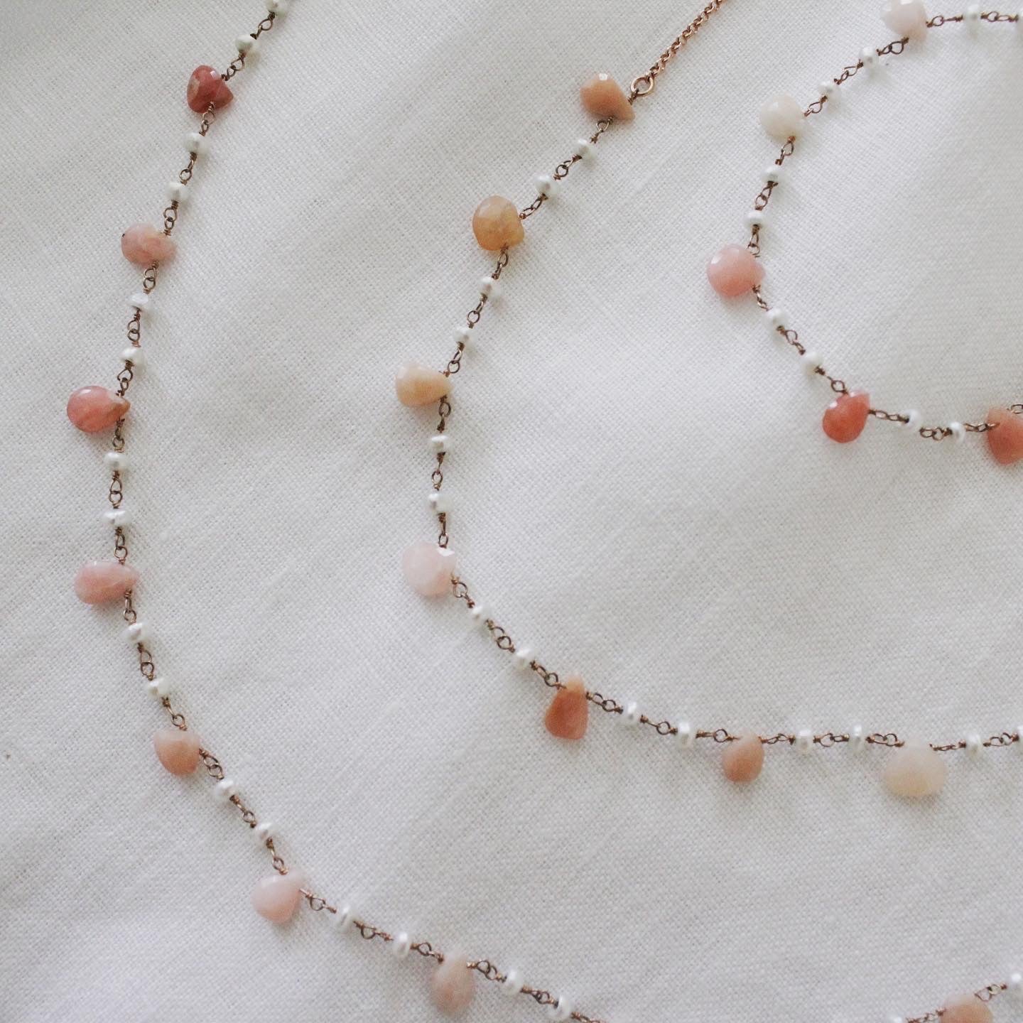 Collanine in argento rosato con pietre semipreziose e perle - Filigrane & co