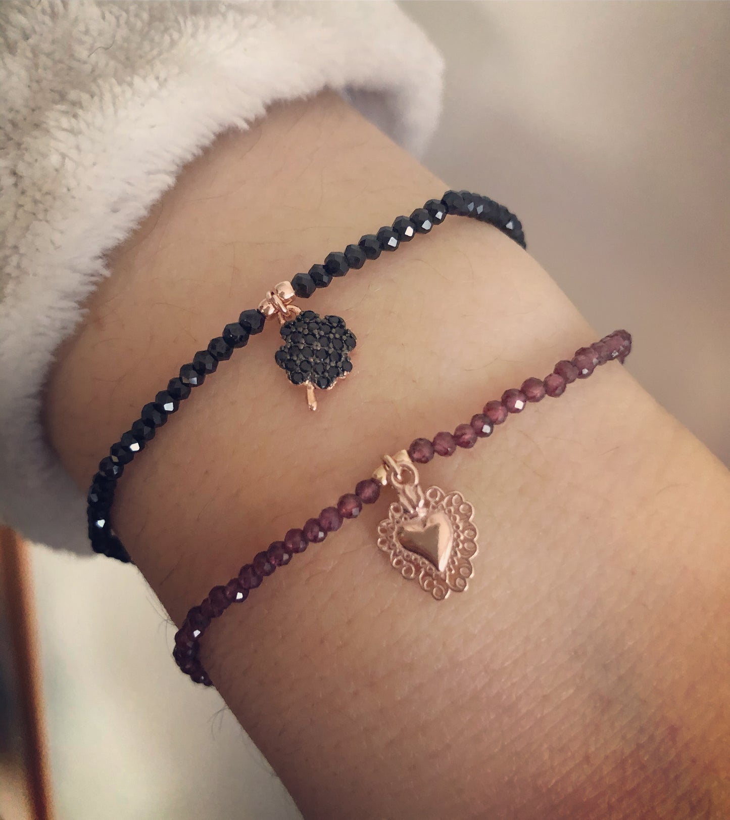 Braccialettini in pietra con pendente - Filigrane & co