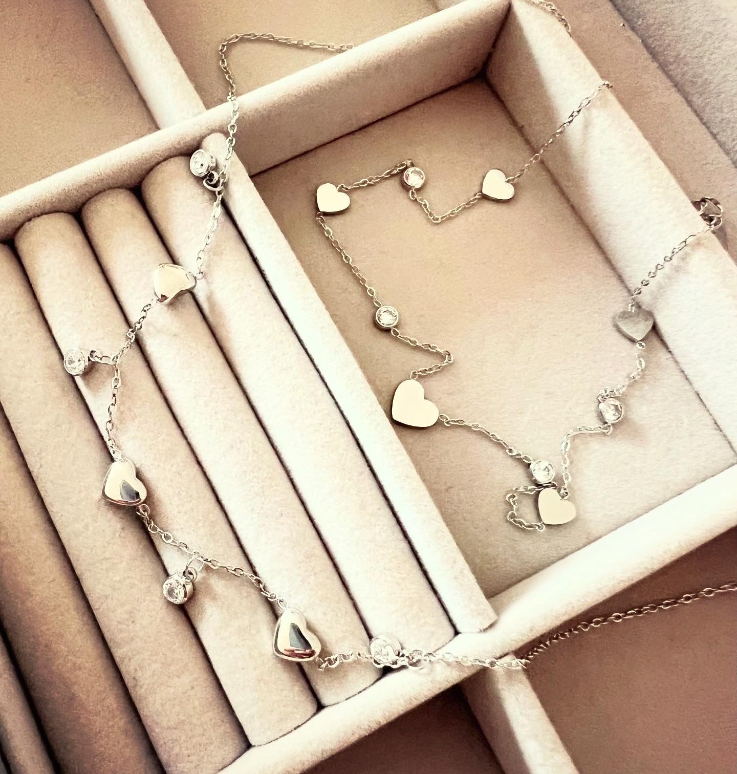 Collane in acciaio inox e zirconi