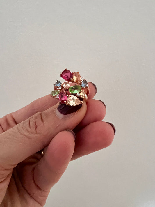 Anello in argento rosato con zirconi multicolori