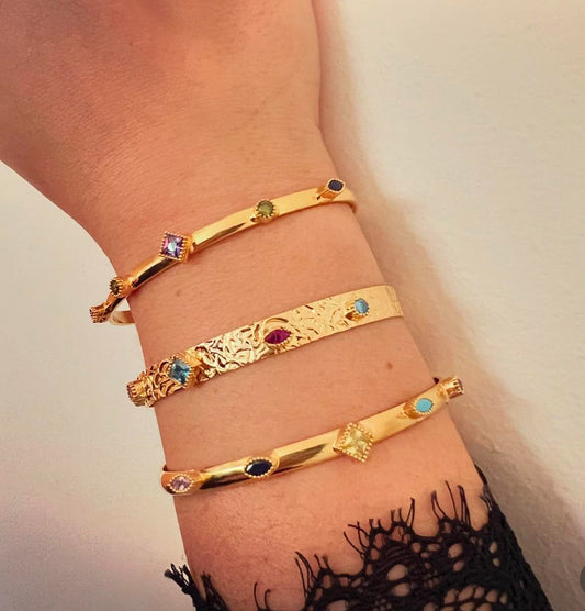 Bracciali bangle con pietre