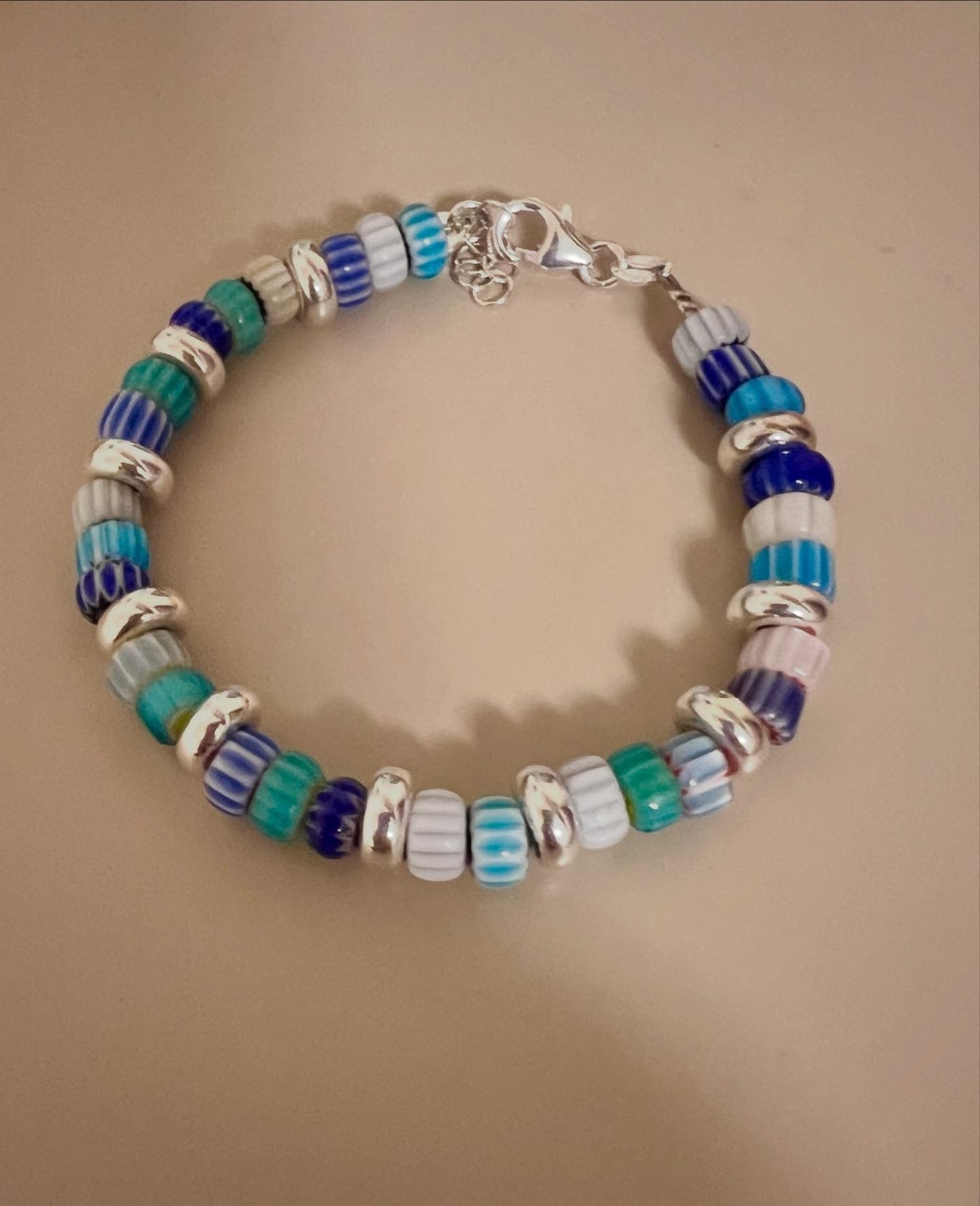 Bracciale con rondelle argento e vetro lavorato - Filigrane & co