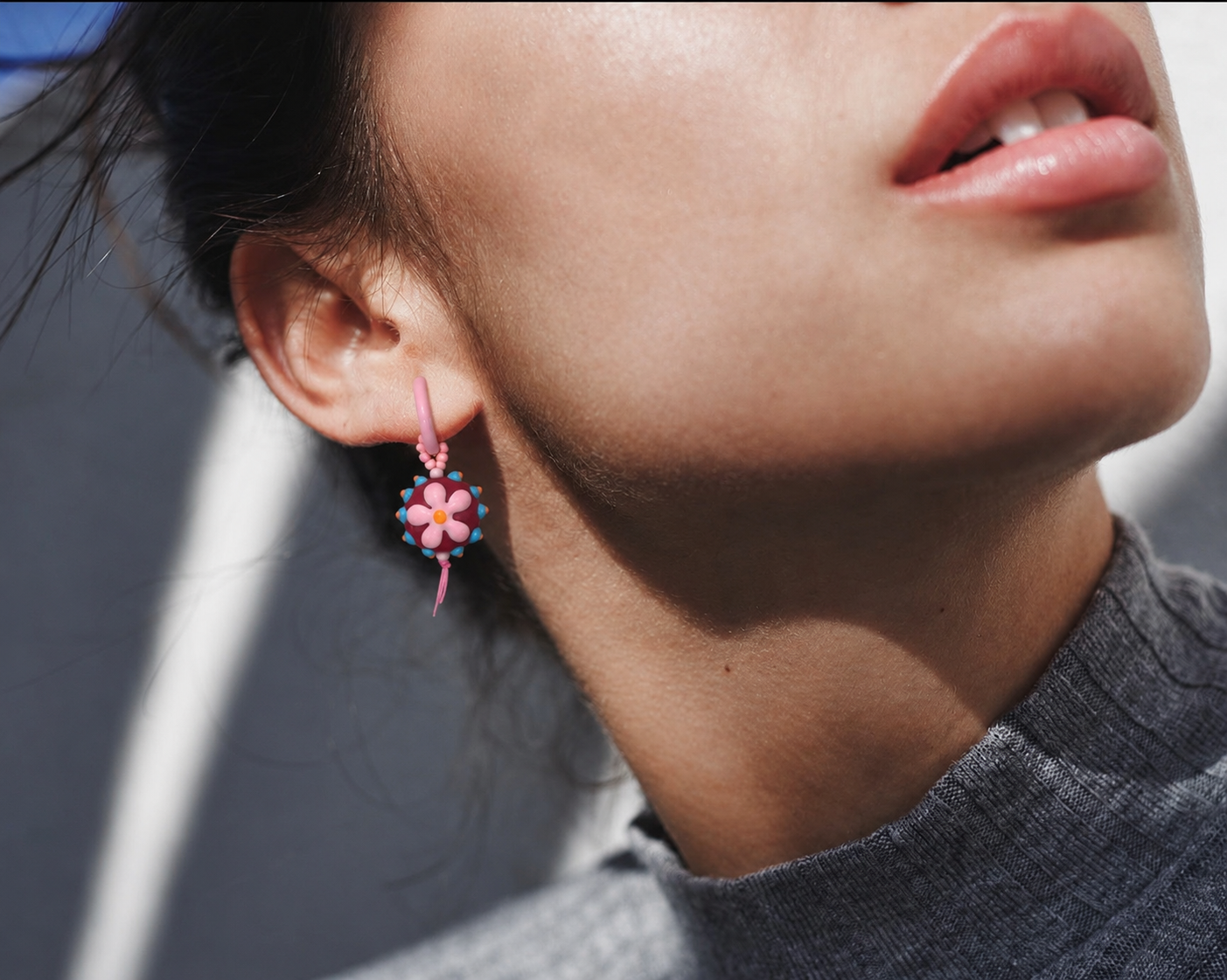 Orecchini a cerchio con cuori pendenti - Filigrane & co