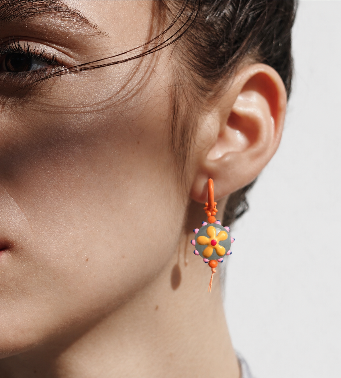 Orecchini a cerchio con cuori pendenti - Filigrane & co